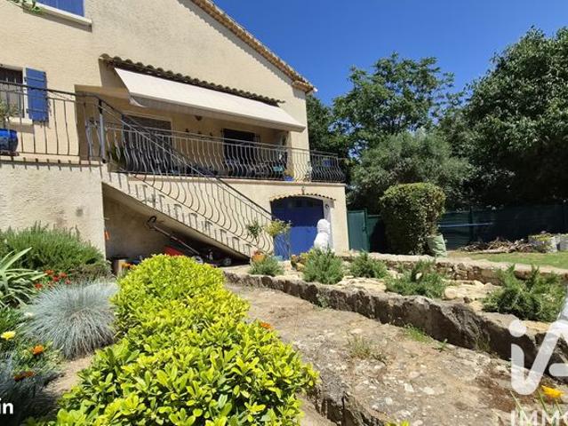 Maison 9 pièces 274 m²
