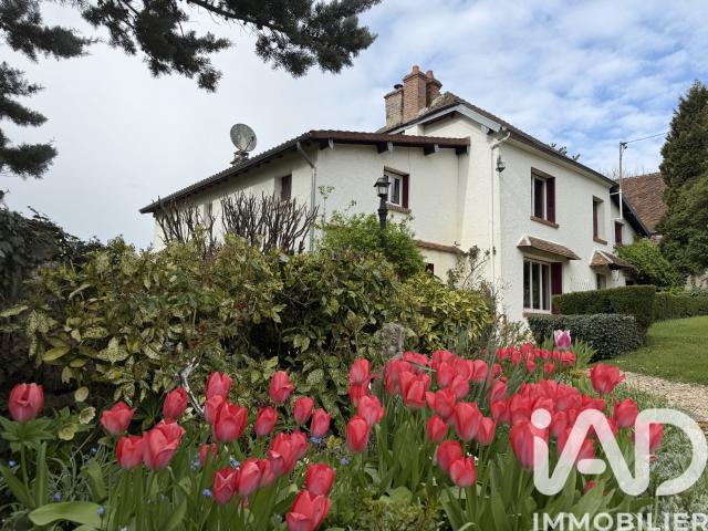 Maison 9 pièces 275 m²