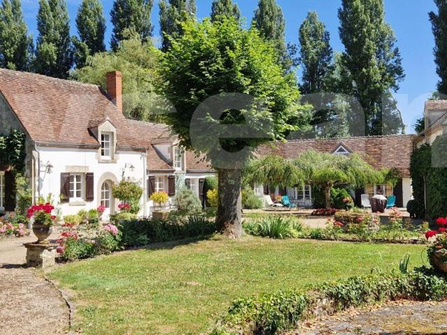 Maison 9 pièces 277 m²