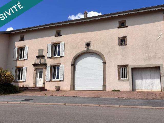 Maison 9 pièces 277 m²