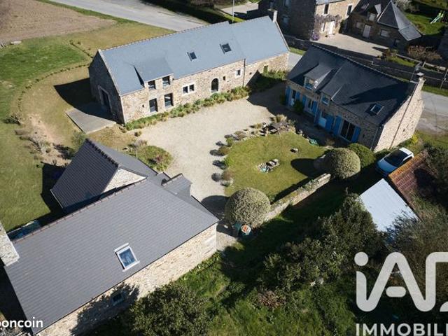 Maison 9 pièces 277 m²