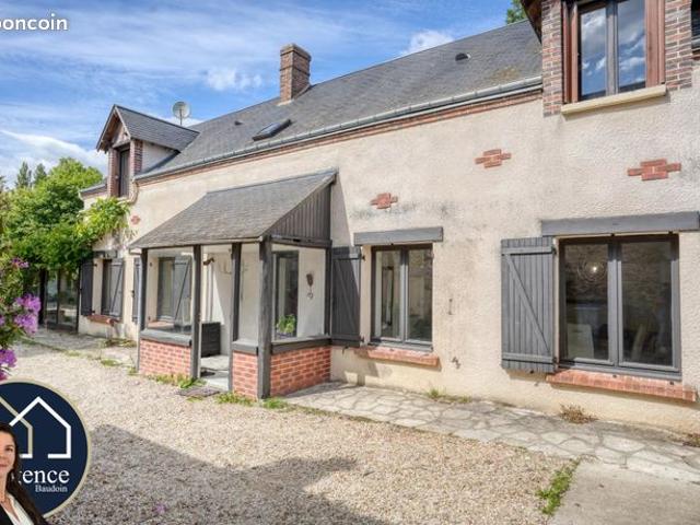 Maison 9 pièces 277 m²