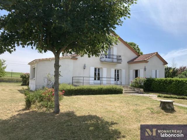 Maison 9 pièces 278 m²