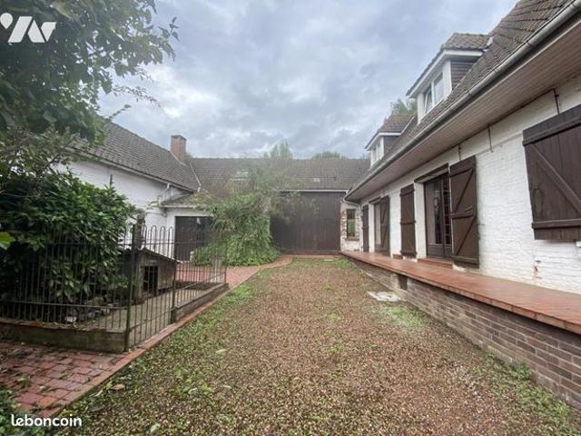 Maison 9 pièces 270 m²