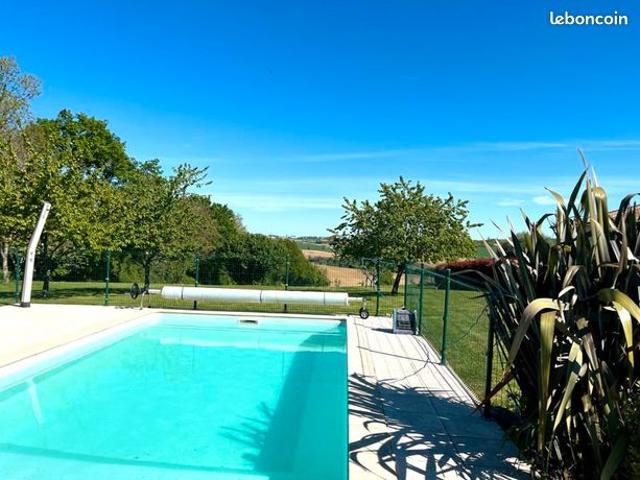 Maison 9 pièces 270 m²