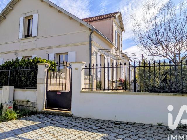 Maison 9 pièces 270 m²