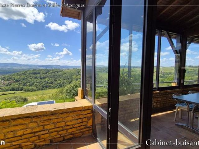 Maison 9 pièces 270 m²