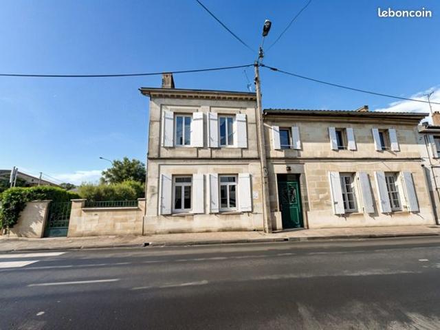 Maison 9 pièces 271 m²