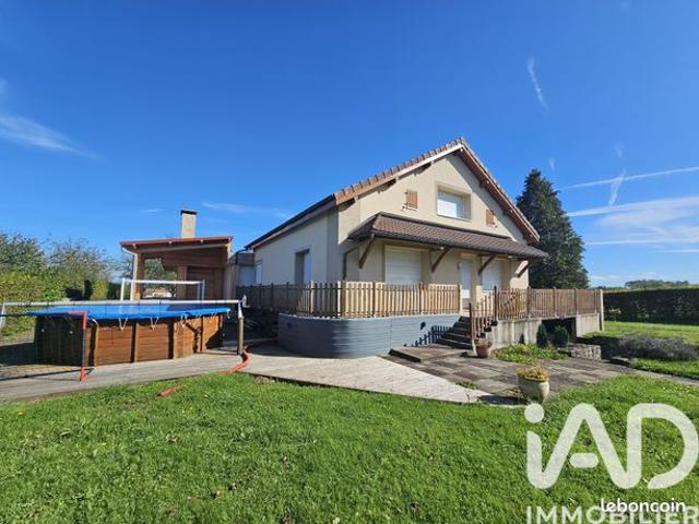 Maison 9 pièces 271 m²
