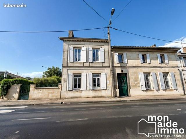 Maison 9 pièces 271 m²