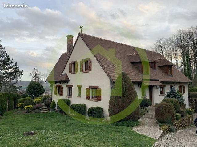 Maison 9 pièces 273 m²