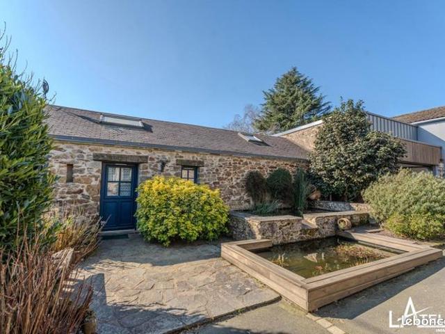 Maison 9 pièces 273 m²