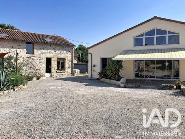 Maison 9 pièces 273 m²