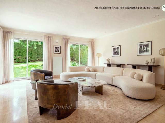 Maison 9 pièces 273 m²