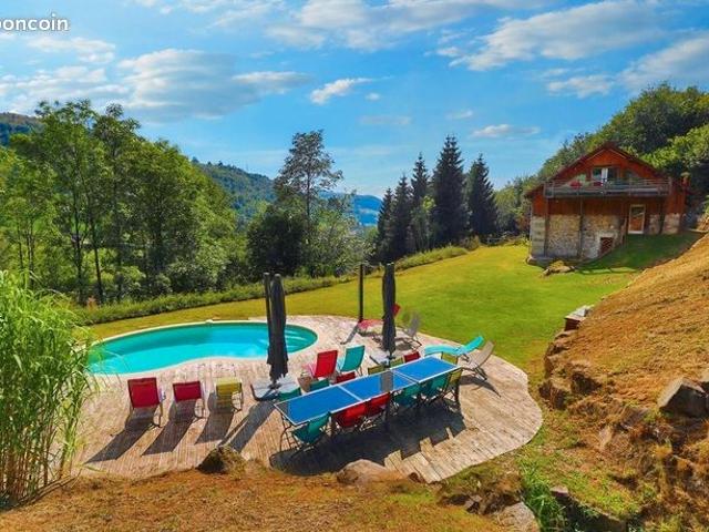Maison 9 pièces 284 m²
