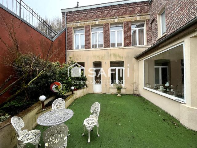 Maison 9 pièces 257 m²