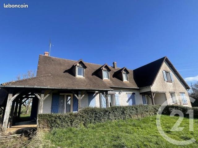 Maison 9 pièces 285 m²