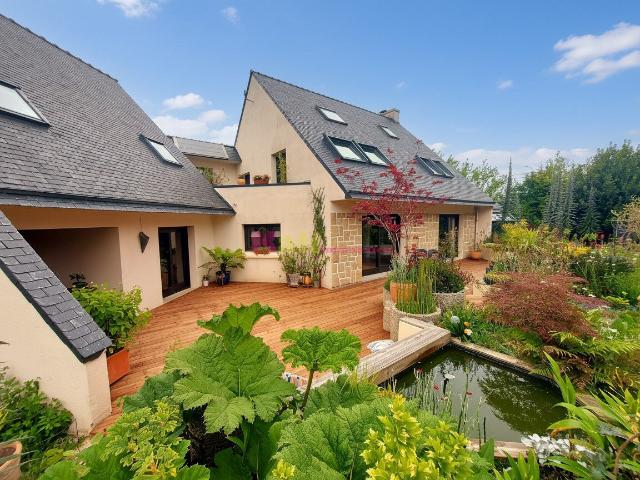 Maison 9 pièces 285 m²