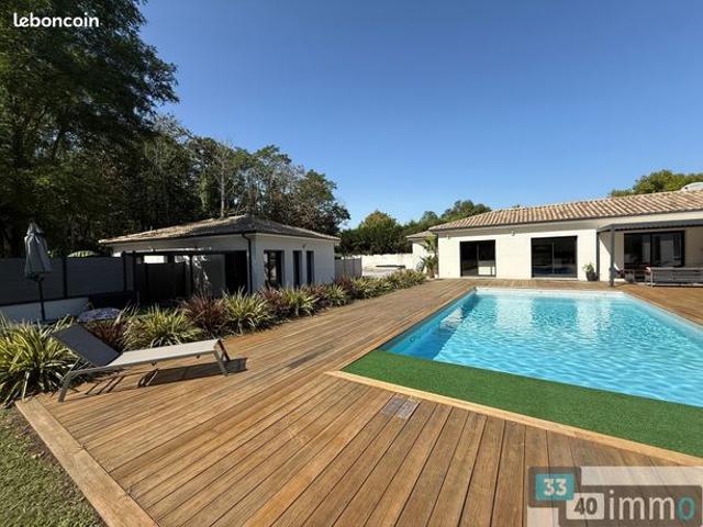 Maison 9 pièces 285 m²