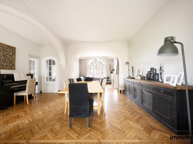 Maison 9 pièces 286 m²