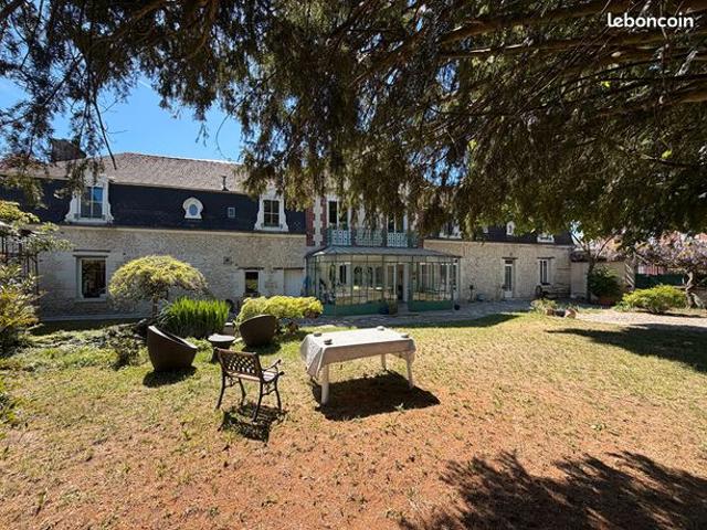 Maison 9 pièces 286 m²