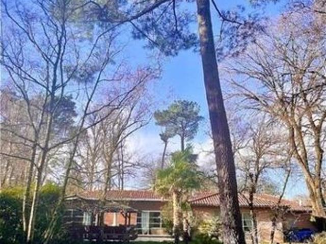 Maison 9 pièces 287 m²