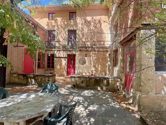 Maison 9 pièces 287 m²