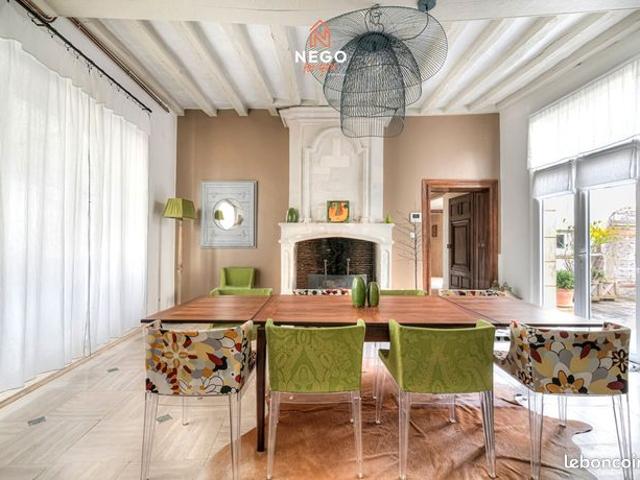Maison 9 pièces 289 m²