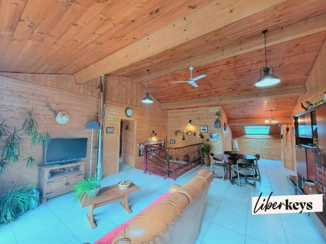 Maison 9 pièces 280 m²