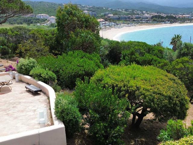 Maison 9 pièces 280 m²