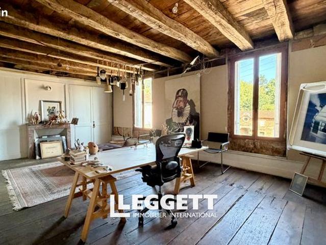 Maison 9 pièces 280 m²