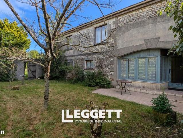 Maison 9 pièces 280 m²