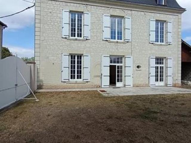 Maison 9 pièces 280 m²