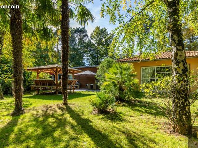 Maison 9 pièces 280 m²