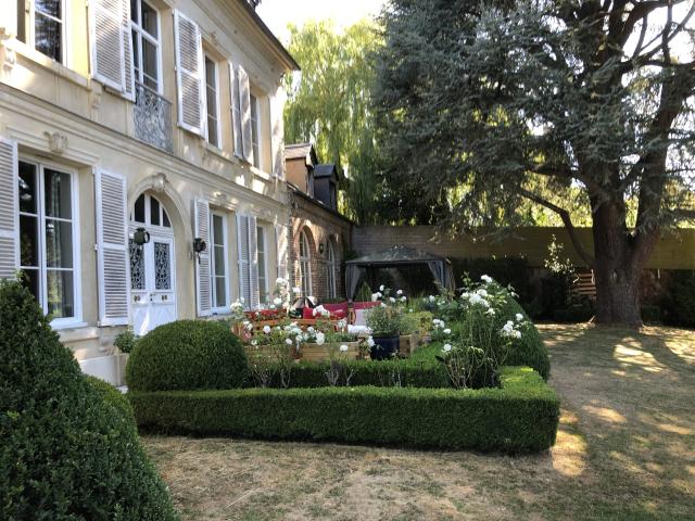 Maison 9 pièces 280 m²