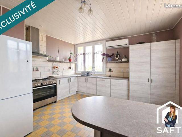 Maison 9 pièces 280 m²