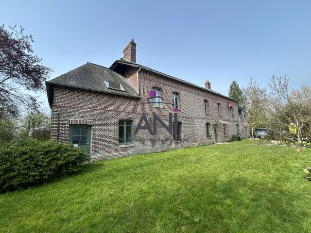 Maison 9 pièces 280 m²