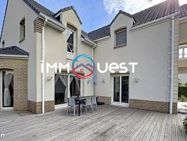 Maison 9 pièces 280 m²