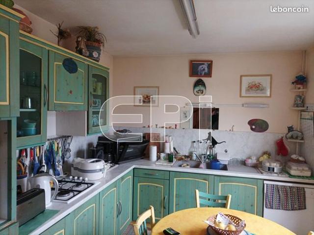 Maison 9 pièces 282 m²