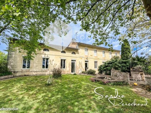 Maison 9 pièces 283 m²