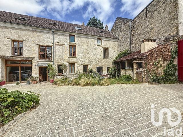 Maison 9 pièces 294 m²
