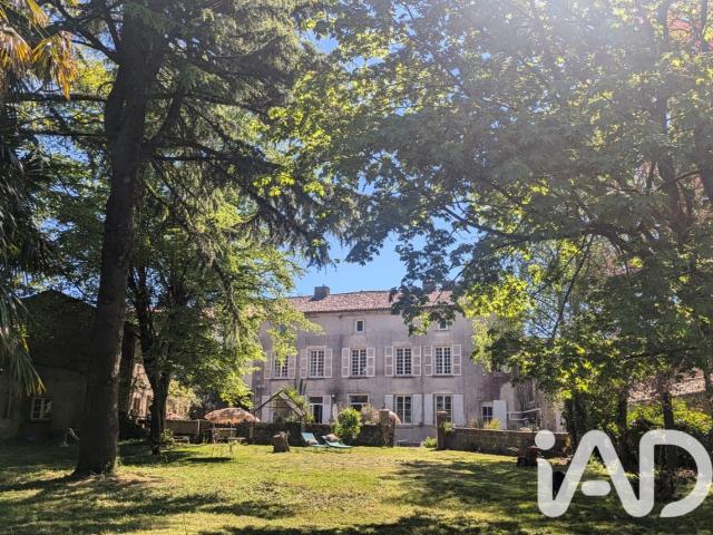 Maison 9 pièces 294 m²
