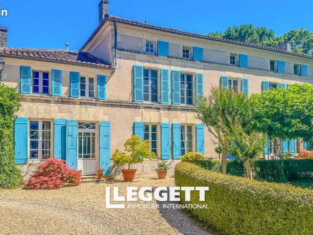 Maison 9 pièces 295 m²