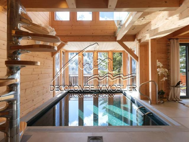 Maison 9 pièces 295 m²