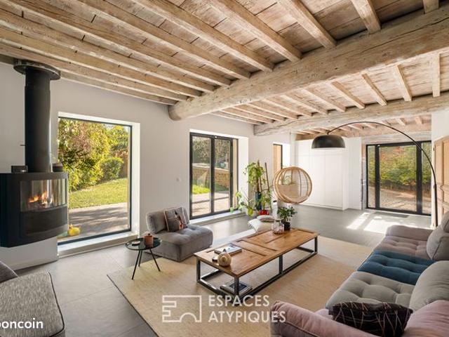 Maison 9 pièces 296 m²