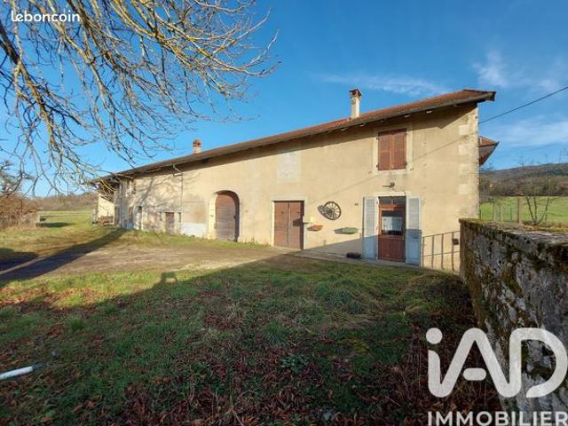 Maison 9 pièces 297 m²