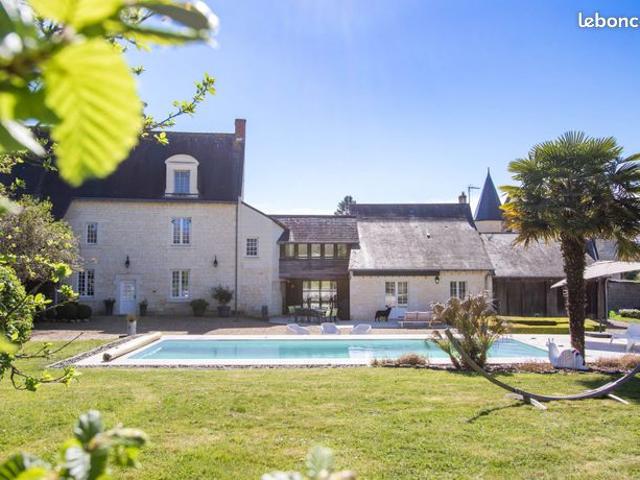 Maison 9 pièces 298 m²