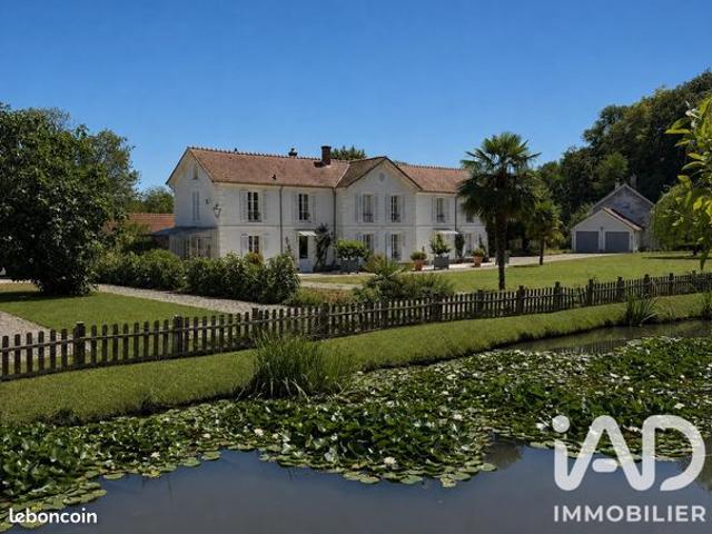 Maison 9 pièces 290 m²