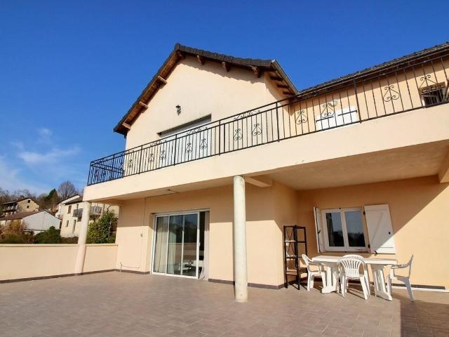 Maison 9 pièces 290 m²