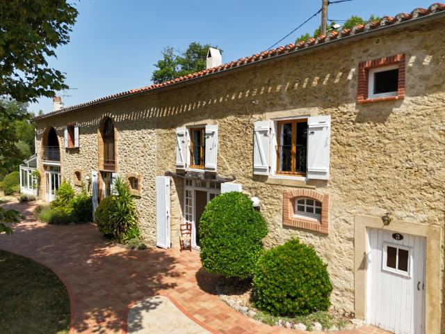Maison 9 pièces 290 m²